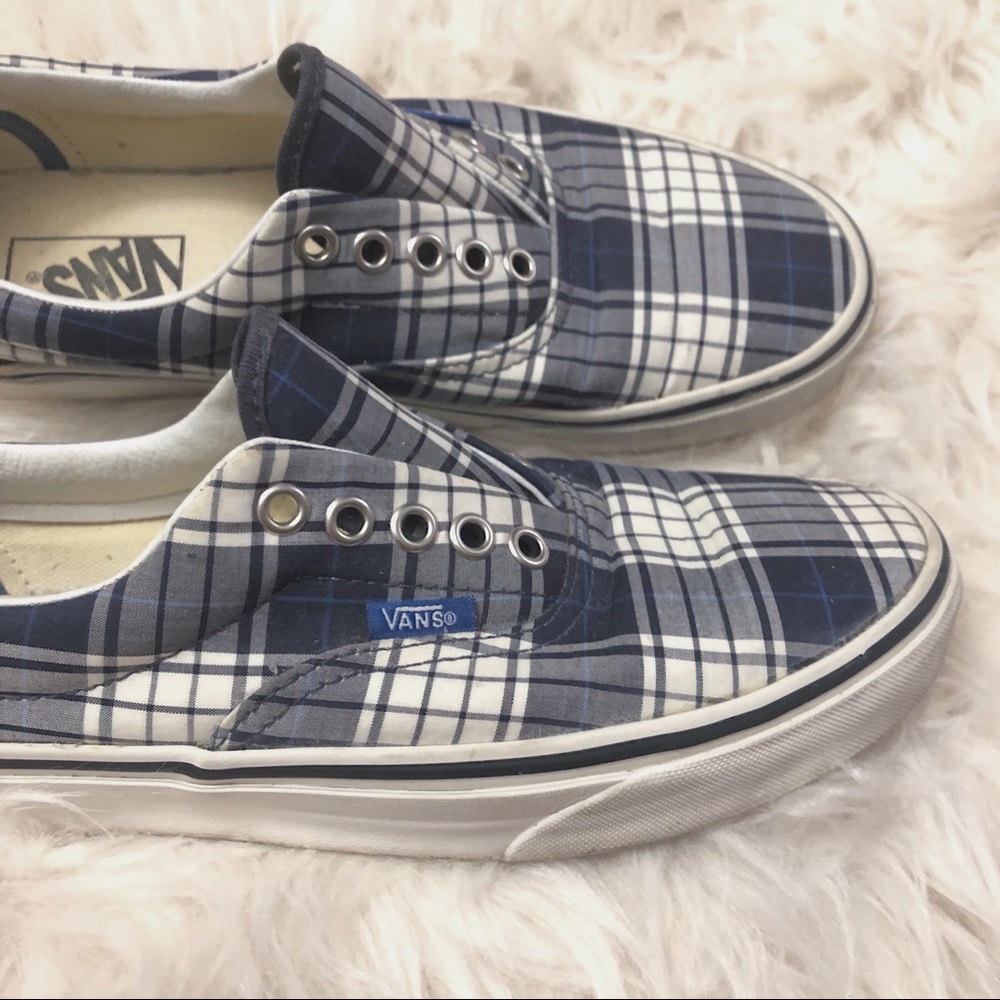 SOLD 🛹 VANS Era Plaid Sneakers (9 Women/7.5 Men)